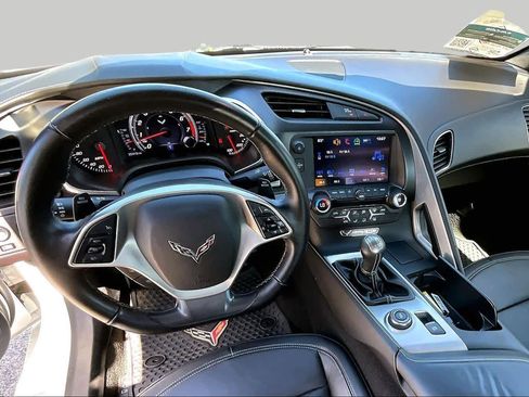 Used 2019 Chevrolet Corvette Stingray Coupe w/ Carbon Flash Badge Package RWD image 14