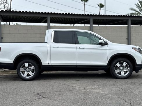 New 2026 Honda Ridgeline RTL image 3