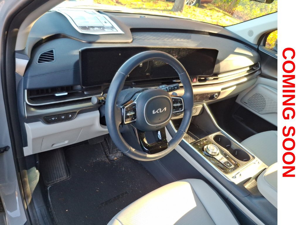Used 2025 Kia Carnival SX Prestige FWD image 13