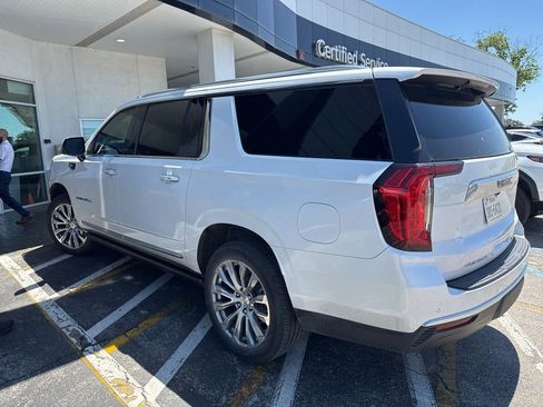 Used 2023 GMC Yukon XL Denali w/ Max Trailering Package AWD/4WD image 3