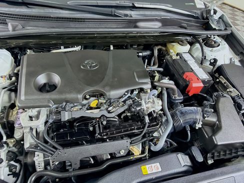Used 2024 Toyota Camry SE FWD image 31