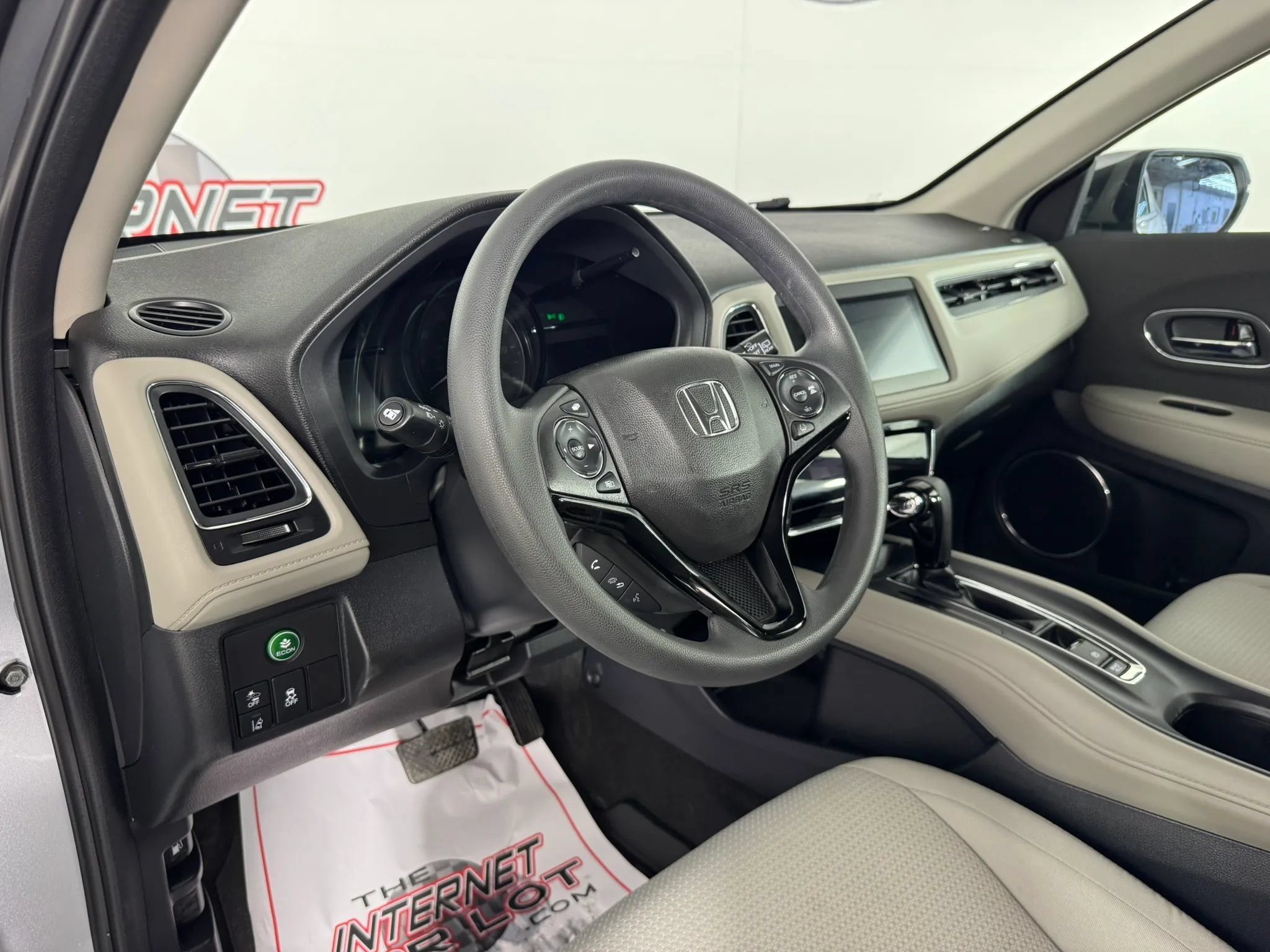 Used 2022 Honda HR-V EX image 10