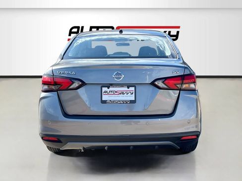 Used 2025 Nissan Versa S FWD image 6