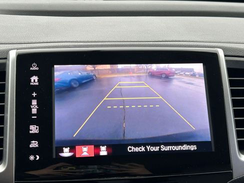 Used 2017 Honda Pilot EX image 19