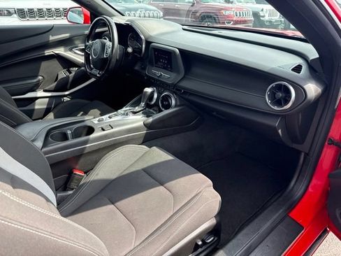 Used 2022 Chevrolet Camaro LT RWD image 23