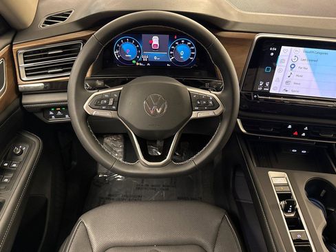 New 2026 Volkswagen Atlas SE image 13