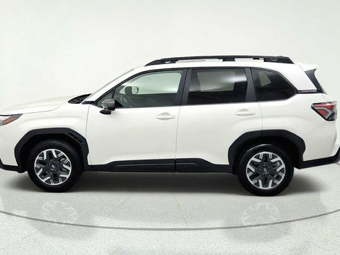 Certified 2025 Subaru Forester Premium AWD/4WD image 5