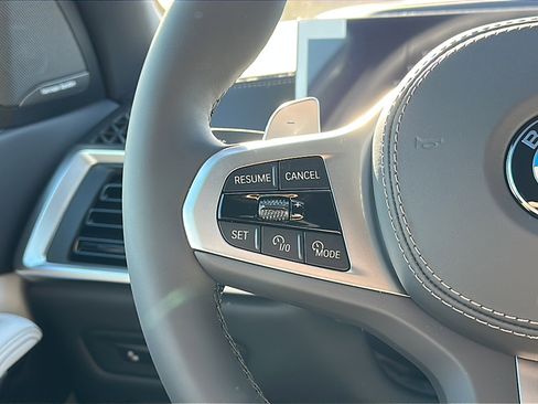 New 2026 BMW X5 xDrive40i w/ M Sport Package image 19