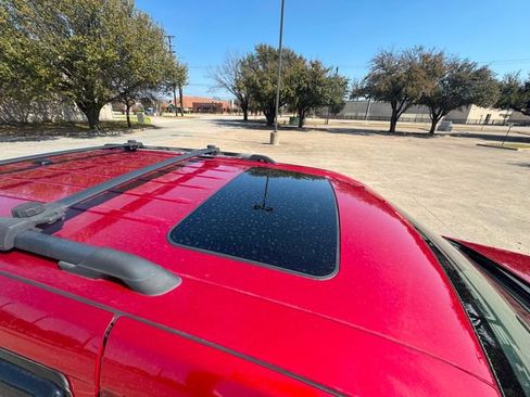 Used 2009 Jeep Grand Cherokee Laredo image 9