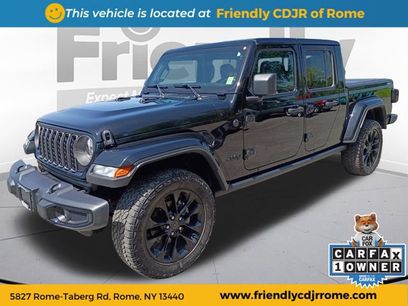 Used 2024 Jeep Gladiator Sport