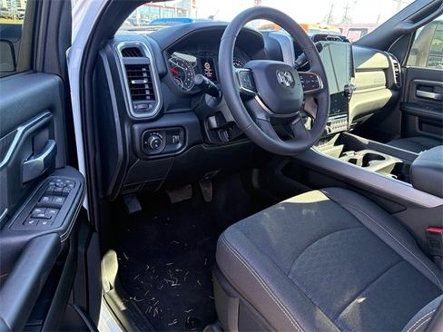 Used 2025 RAM 2500 Big Horn image 7