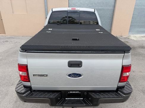 Used 2005 Ford F150 XLT AWD/4WD image 10