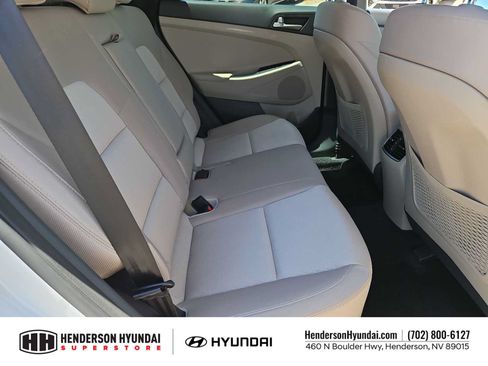 Used 2018 Hyundai Tucson Value w/ Cargo Package FWD image 20