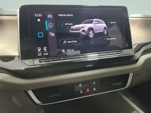 Used 2024 Volkswagen Atlas SE w/ Panoramic Sunroof Package AWD/4WD image 33