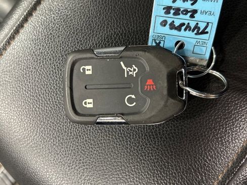 Used 2022 GMC Acadia AT4 w/ Trailering Package image 22