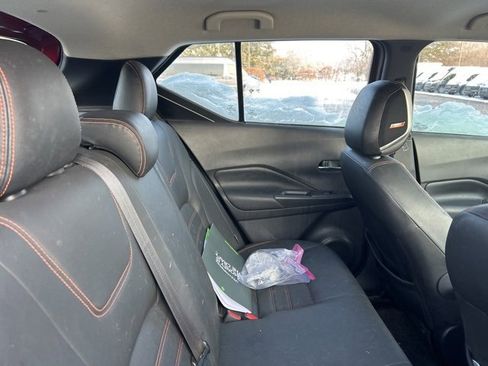 Used 2020 Nissan Kicks SR w/ SR Premium Package image 8