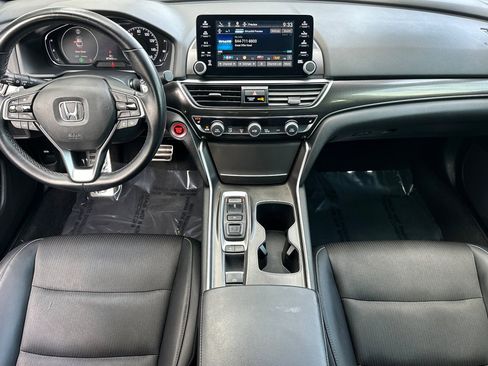 Used 2018 Honda Accord Sport image 15