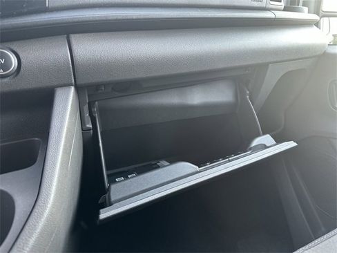 Used 2023 Ford Transit 350 XLT image 34