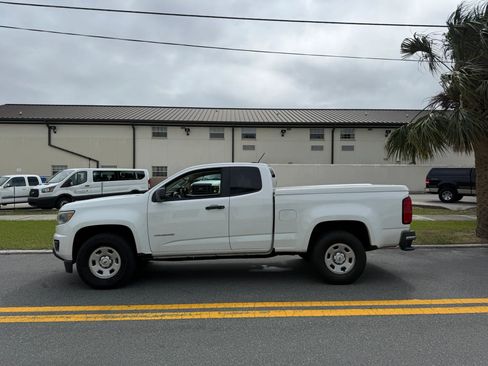 Used 2019 Chevrolet Colorado W/T w/ WT Convenience Package image 4