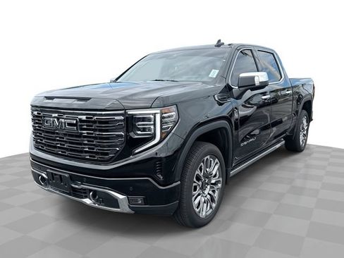 Used 2025 GMC Sierra 1500 Denali Ultimate AWD/4WD image 1