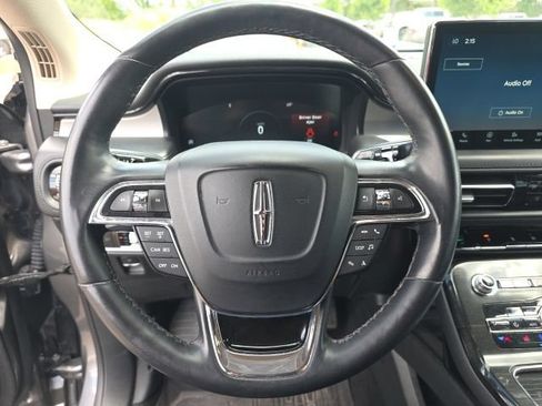 Used 2023 Lincoln Nautilus Reserve w/ Luxury Package AWD/4WD image 11