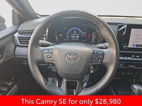 Used 2025 Toyota Camry SE FWD image 44