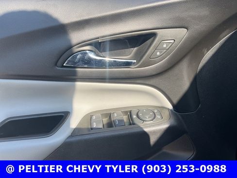 Used 2024 Chevrolet Equinox LS image 12