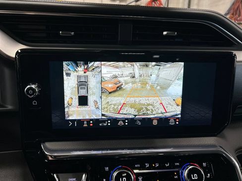 Used 2025 GMC Sierra 1500 Denali w/ Denali Reserve Package AWD/4WD image 26