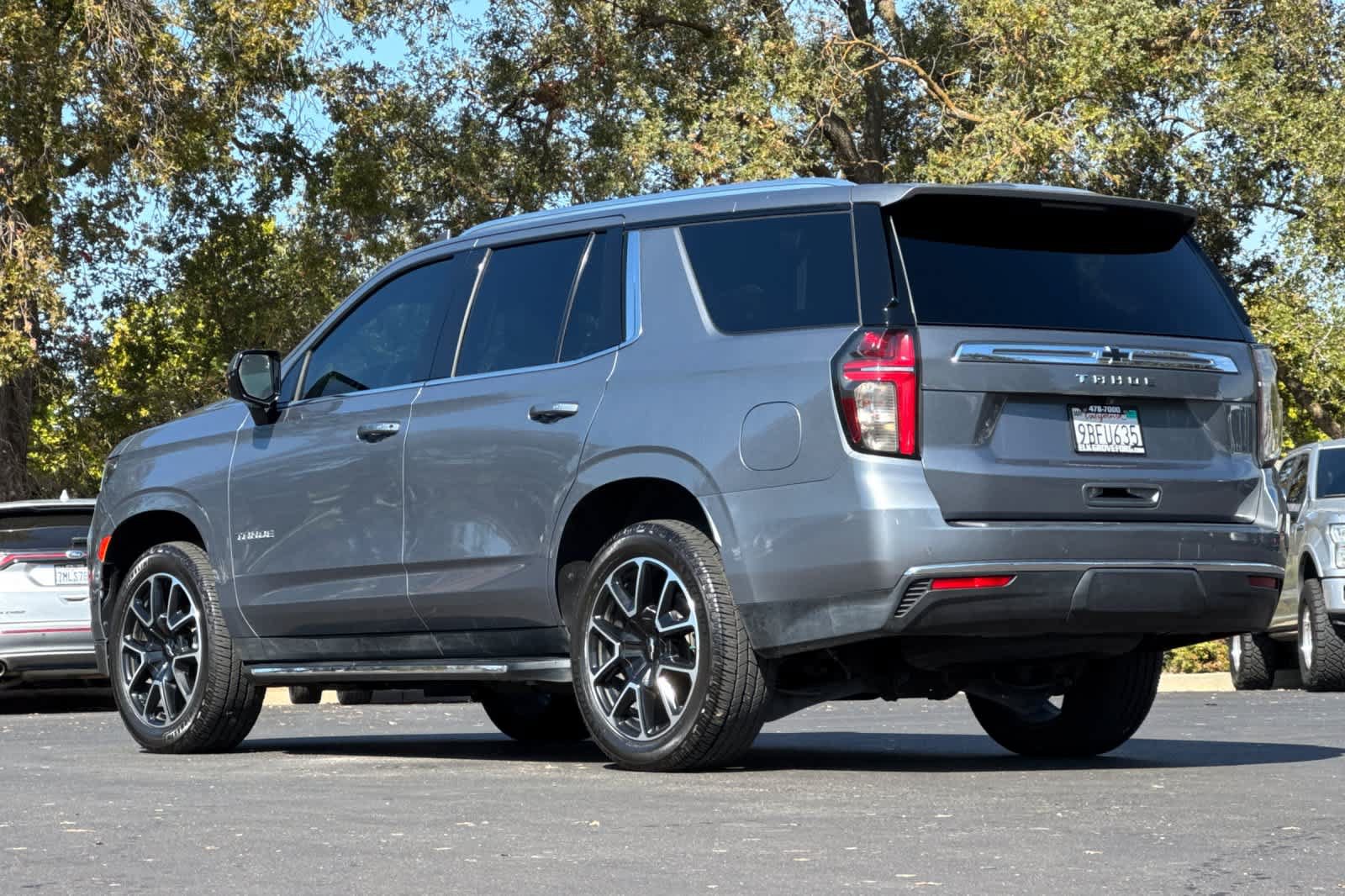 Used 2022 Chevrolet Tahoe LS w/ Driver Alert Package AWD/4WD image 6