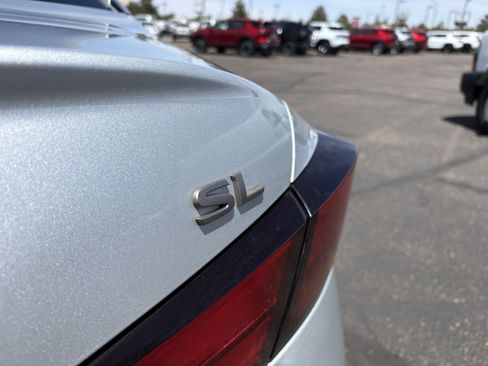 Used 2023 Nissan Altima 2.5 SL FWD image 11