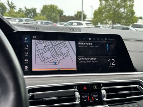 Used 2021 BMW X5 xDrive45e w/ Premium Package 3 AWD/4WD image 23