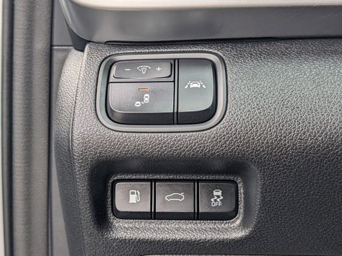 Used 2020 Kia Optima LX image 9