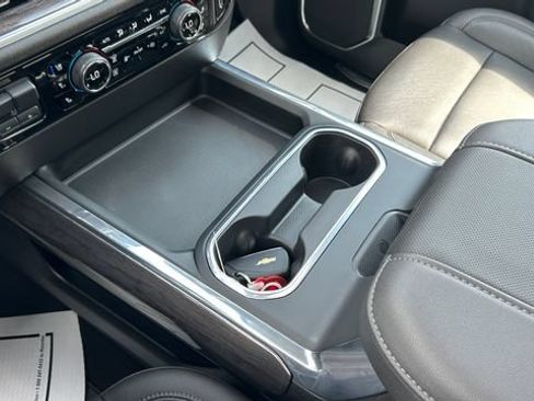 Certified 2024 Chevrolet Silverado 3500 LTZ w/ LTZ Convenience Package AWD/4WD image 25
