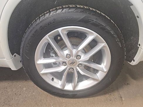 Used 2023 Dodge Durango GT image 40