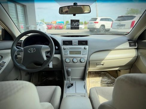 Used 2011 Toyota Camry FWD image 8