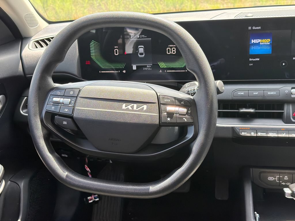 Used 2025 Kia K4 FWD image 23