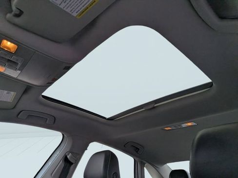 Used 2024 Volkswagen Jetta SE FWD image 20