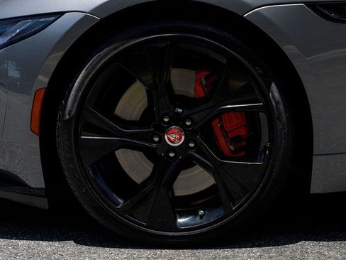 Used 2023 Jaguar F-TYPE Coupe RWD image 30