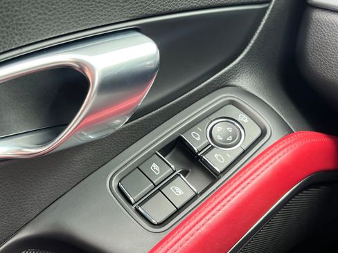 Certified 2021 Porsche 718 Cayman S RWD image 30