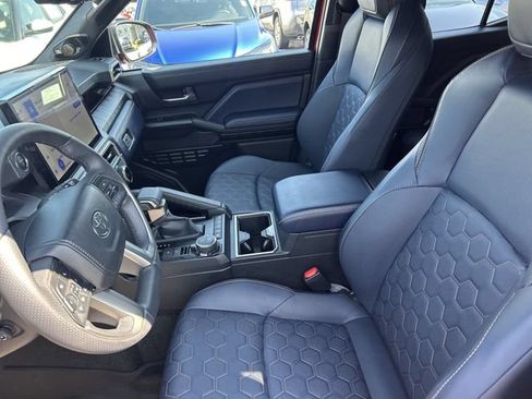 Used 2026 Toyota 4Runner Platinum AWD/4WD image 11