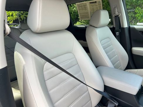 Used 2023 Honda CR-V EX-L image 27