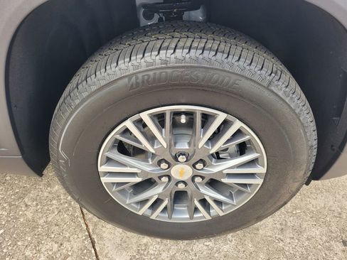 New 2026 Chevrolet Traverse LT w/ Driver Confidence Package image 12