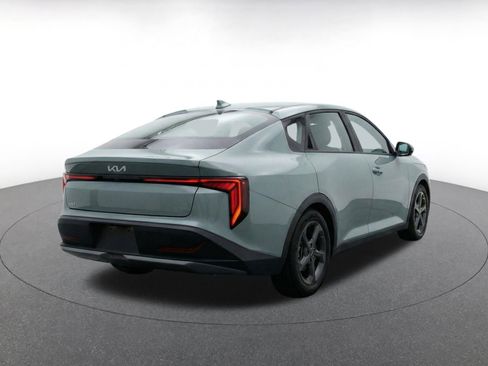 Used 2025 Kia K4 FWD image 9