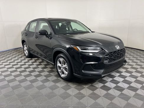 Certified 2024 Honda HR-V LX image 6