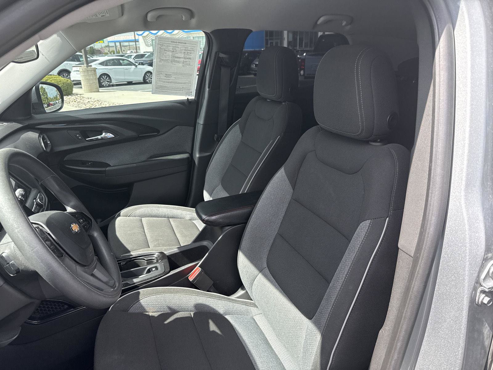 Used 2023 Chevrolet TrailBlazer LT FWD image 10