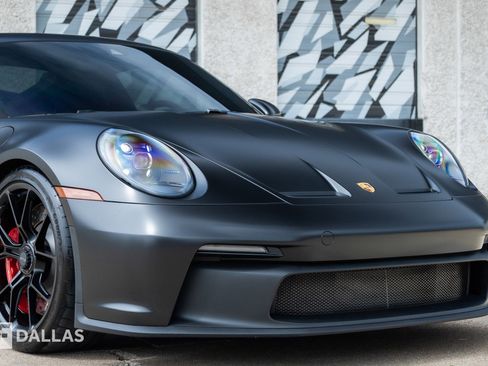 Used 2022 Porsche 911 GT3 RWD image 2