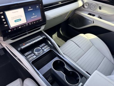 New 2026 Lincoln Nautilus Reserve AWD/4WD image 25