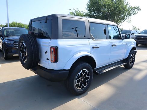 New 2026 Ford Bronco Outer Banks AWD/4WD image 21