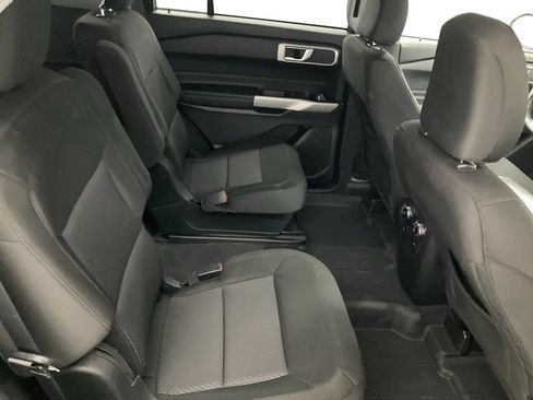Used 2022 Ford Explorer XLT AWD/4WD image 26