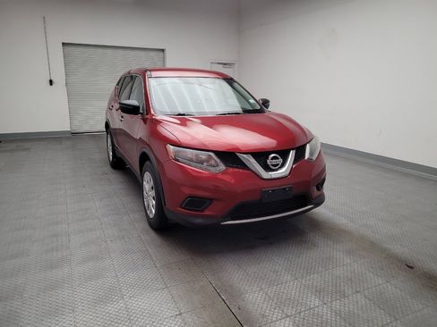Used 2016 Nissan Rogue S w/ Appearance Package FWD image 14